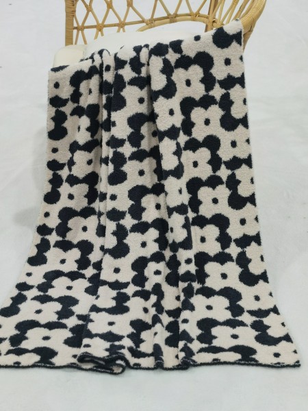 flowers jacquard polyester knit throw